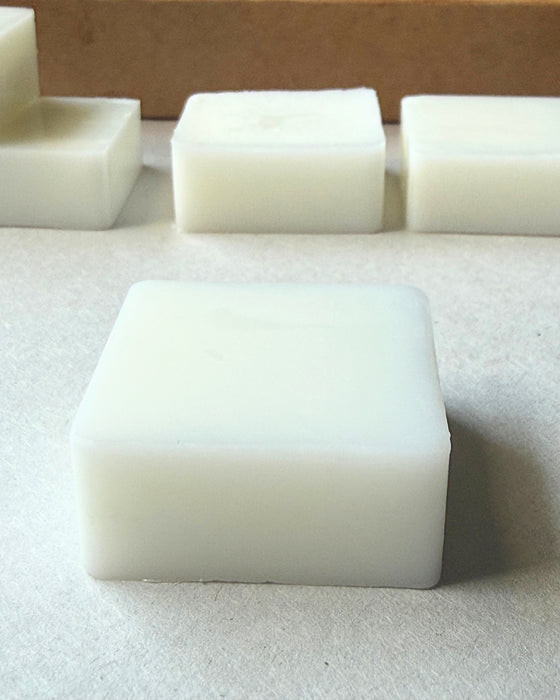 Hand-Poured Coconut Wax Melts | Premium Scented Wax Tarts – 15 Piece Pack