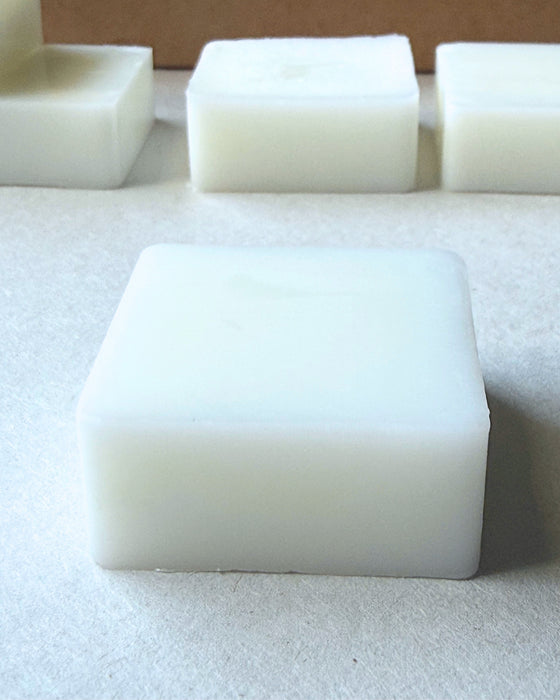 Hand-Poured Coconut Wax Melts | Premium Scented Wax Tarts – 15 Piece Pack