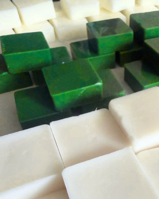 Hand-Poured Coconut Wax Melts | Premium Scented Wax Tarts – 15 Piece Pack